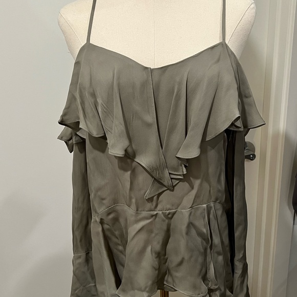 Off shoulder silk top new with tag - Picture 1 of 5